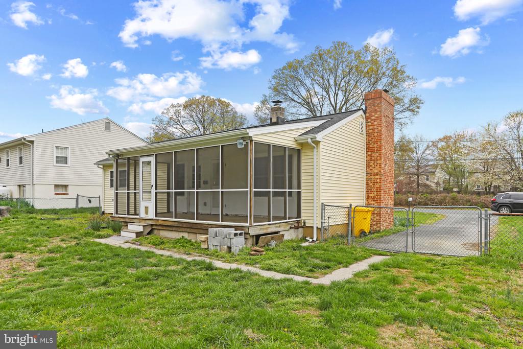1407 DISNEY RD