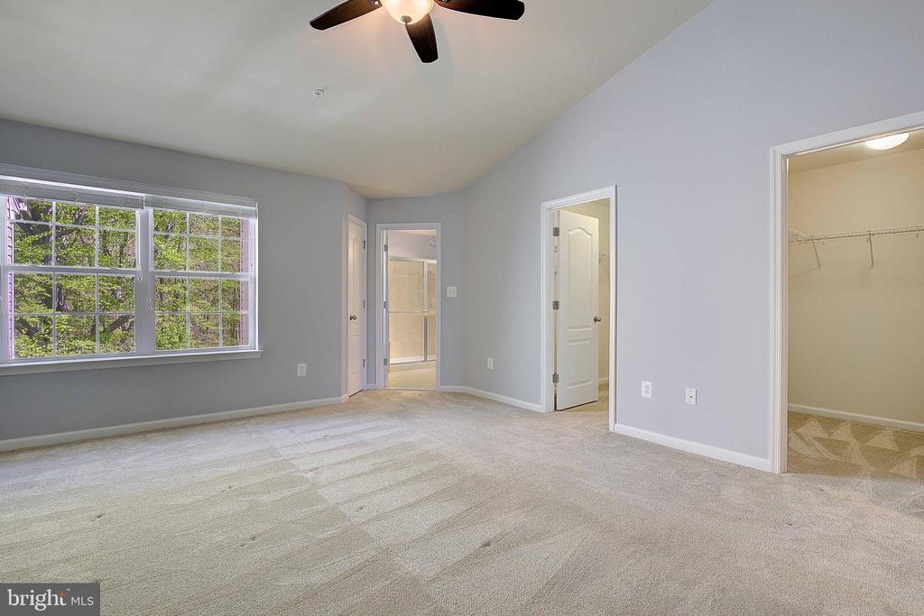 631 Highland Farms Cir