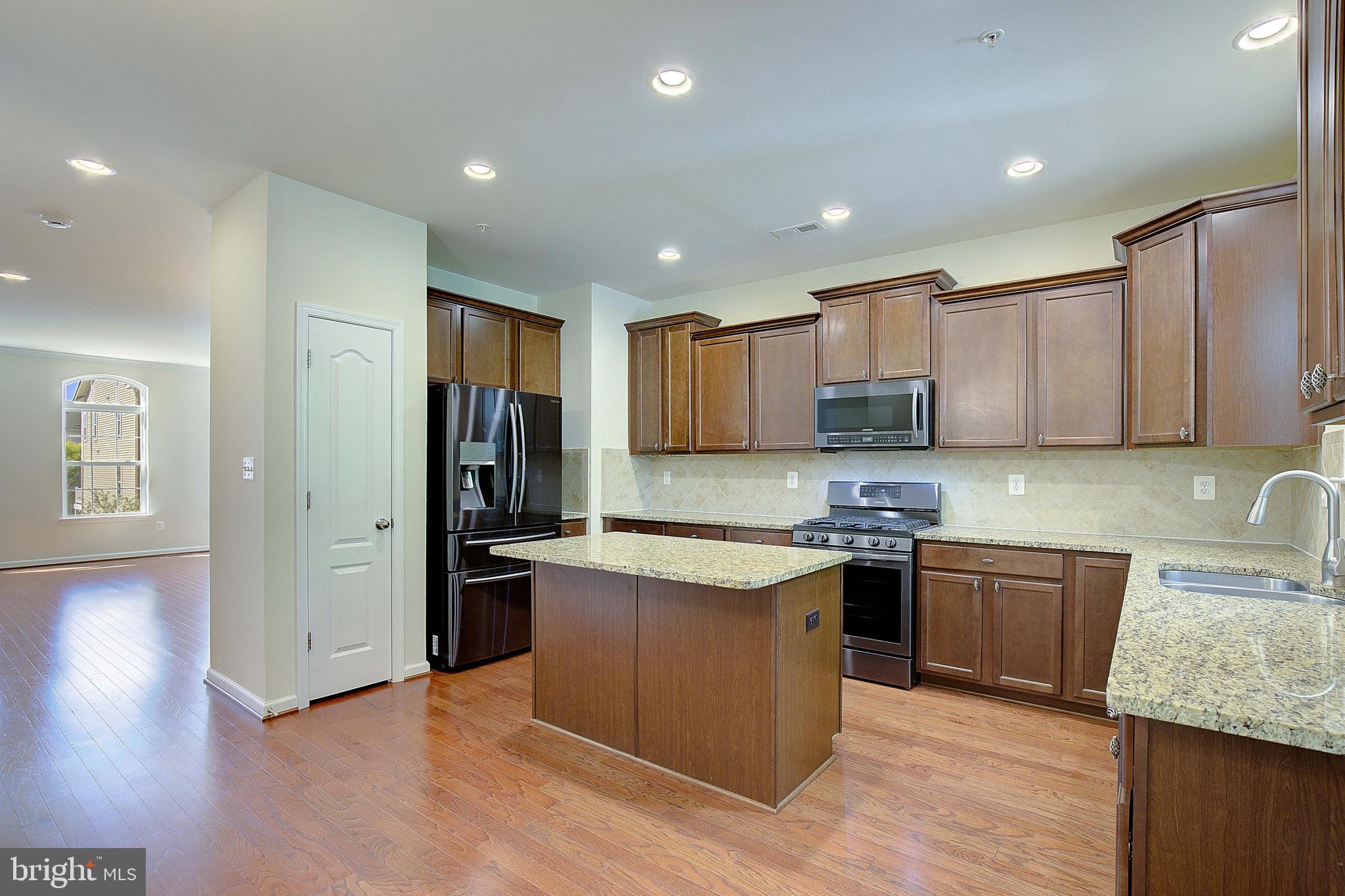 631 Highland Farms Cir