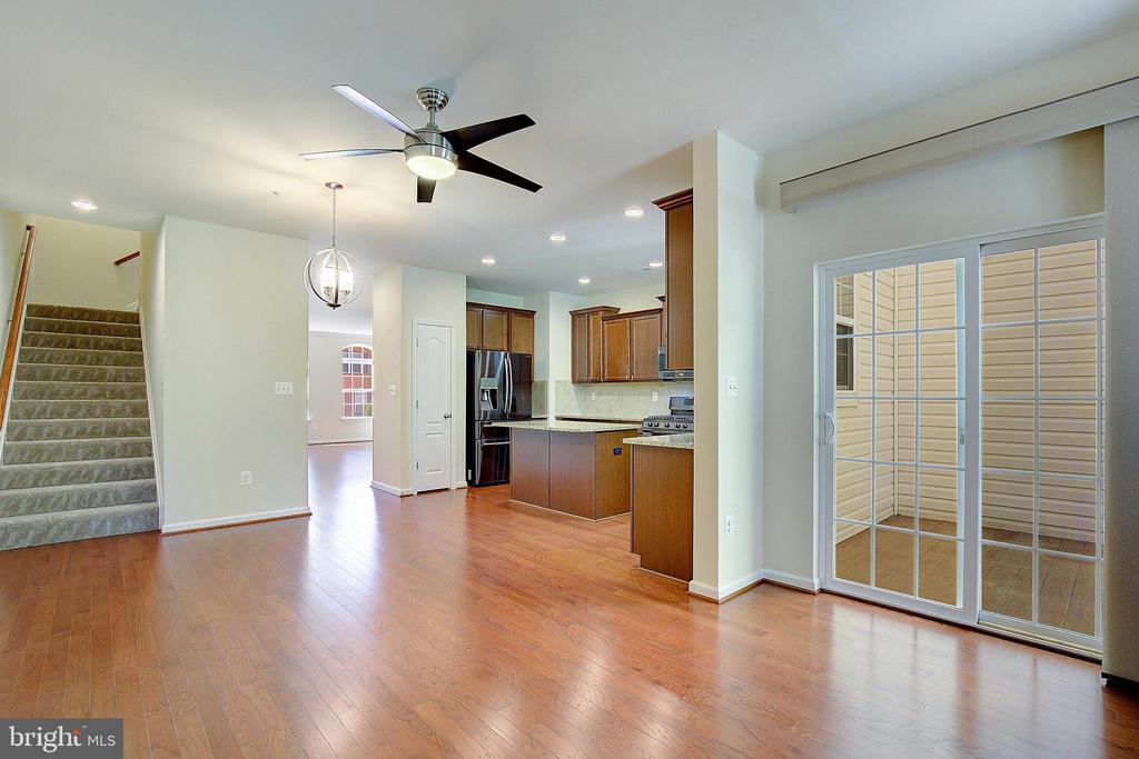 631 Highland Farms Cir