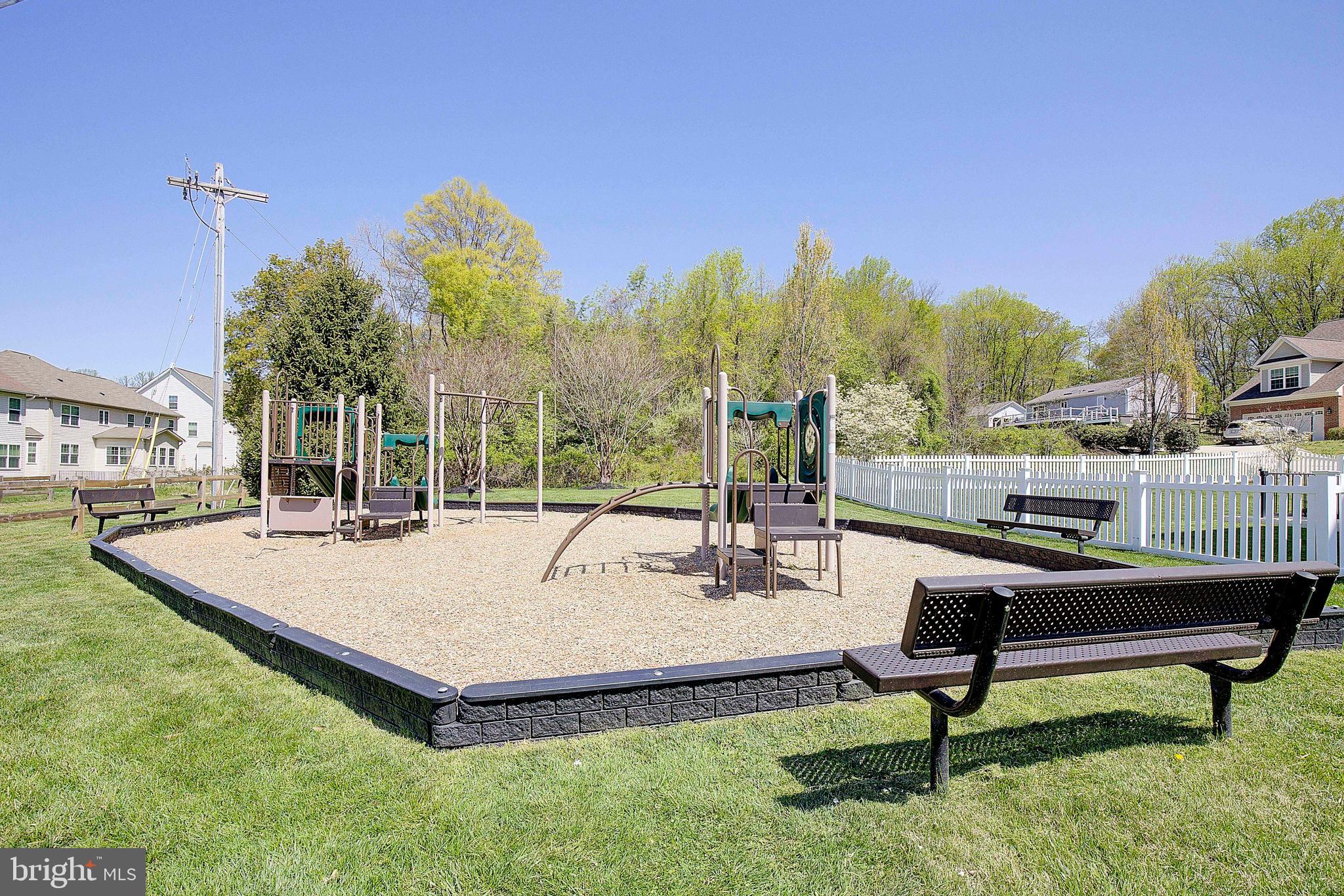 631 Highland Farms Cir