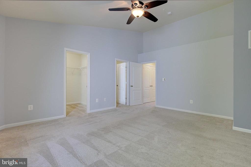 631 Highland Farms Cir
