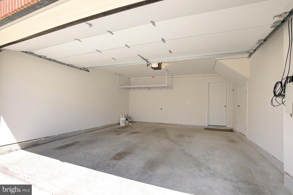 631 Highland Farms Cir