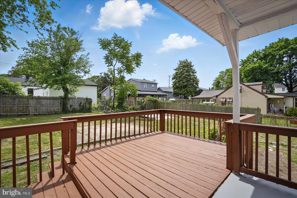 104 Queen Anne Rd