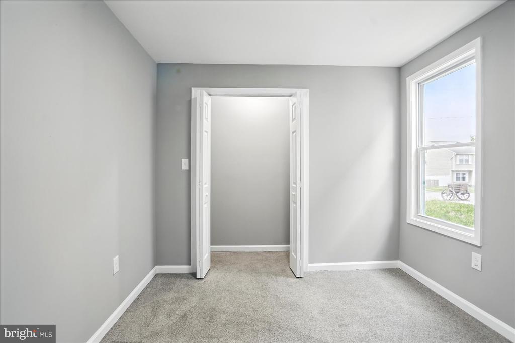104 Queen Anne Rd