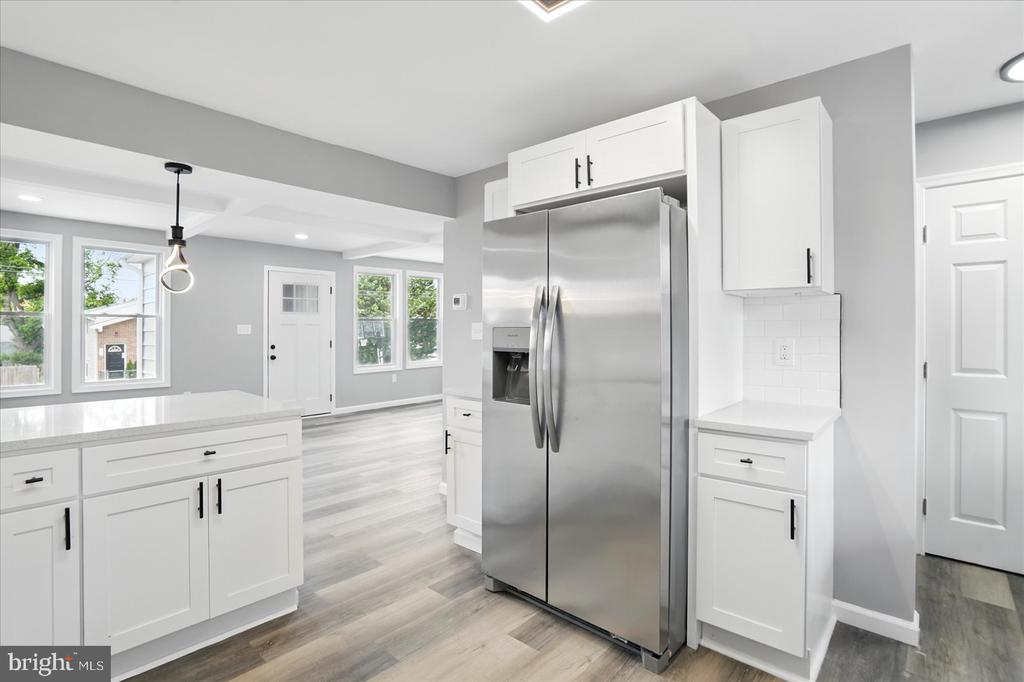 104 Queen Anne Rd