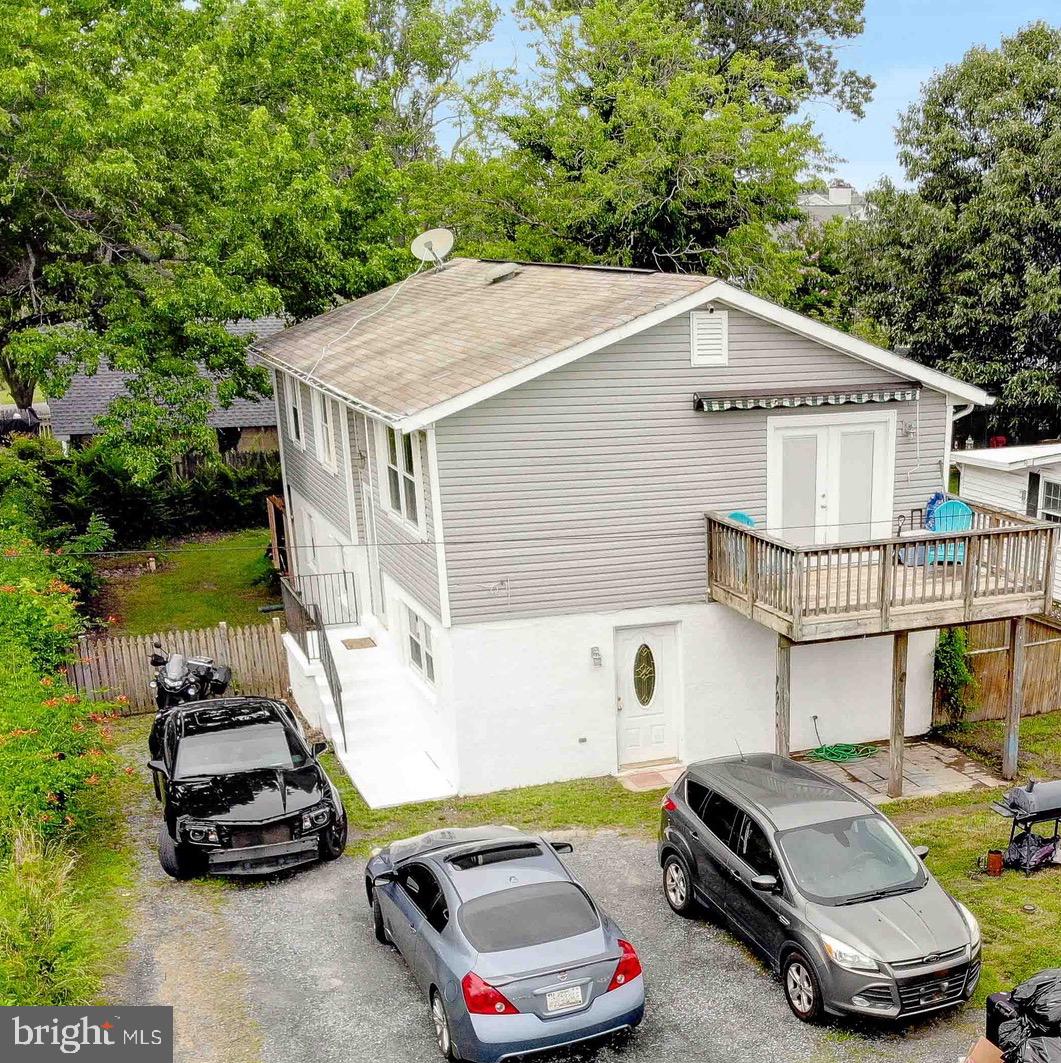1220 Grove Ave