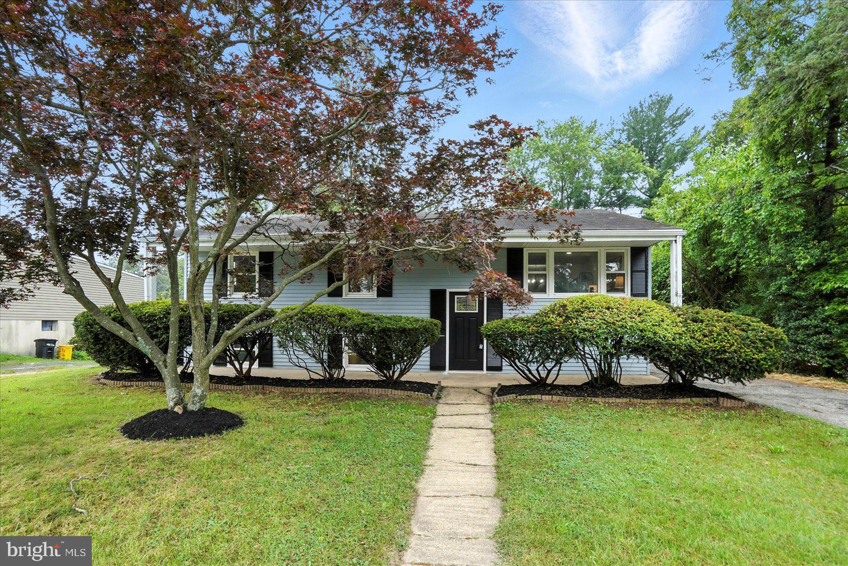 1415 Larch Rd