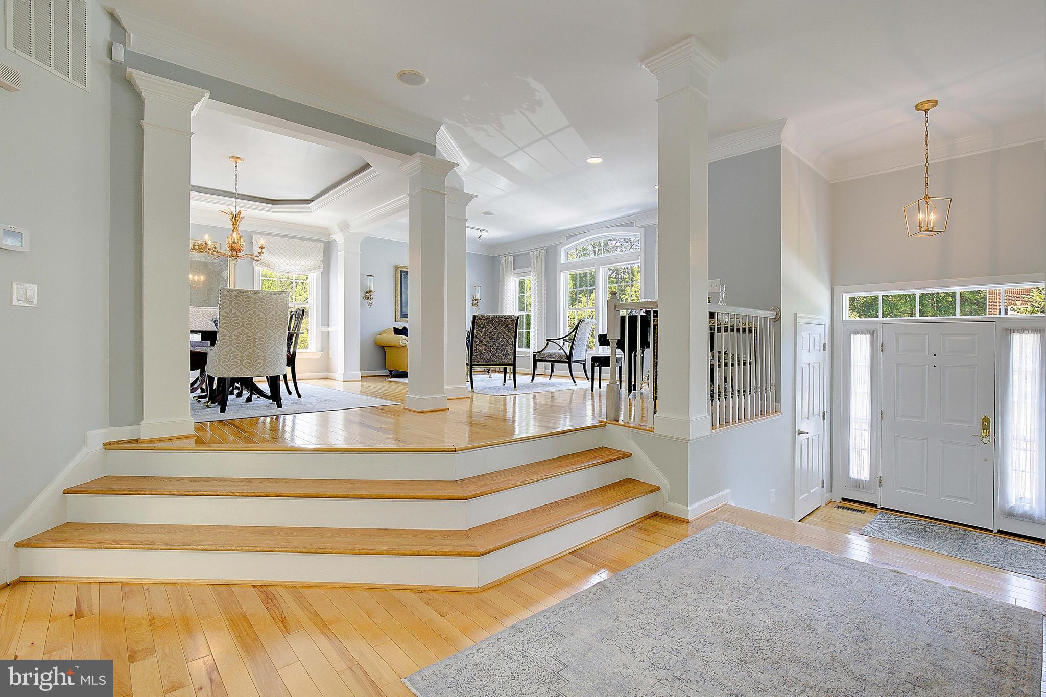 210 Bowen Ct