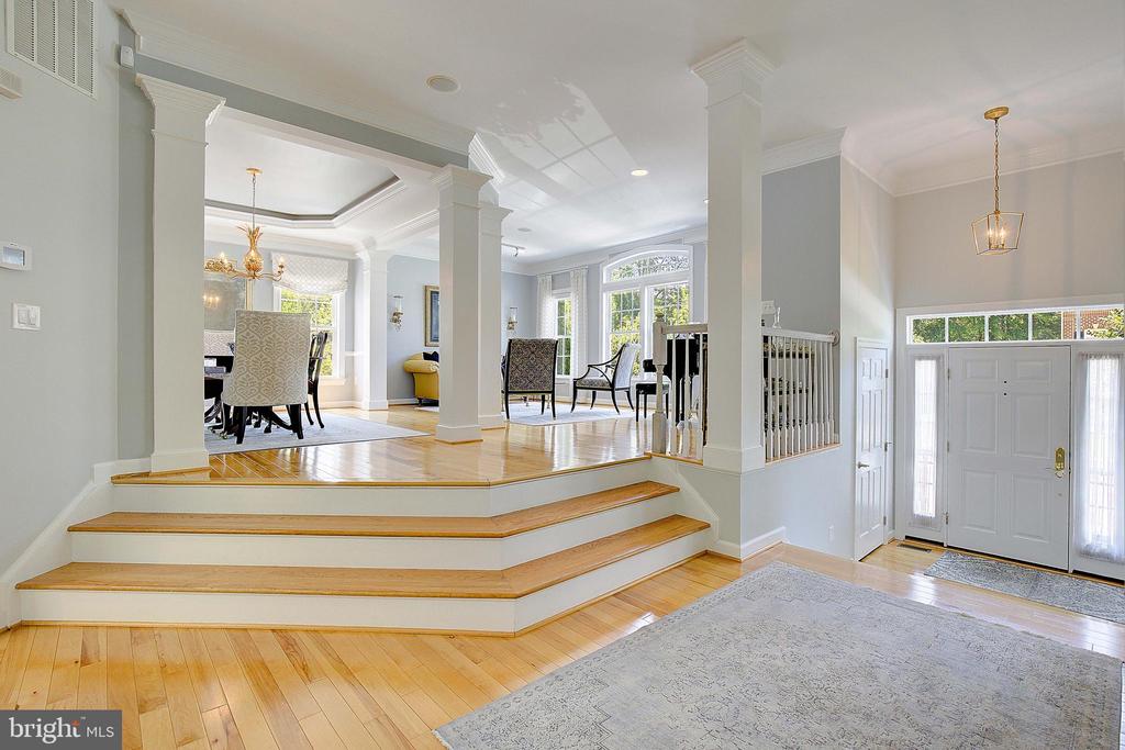 210 Bowen Ct