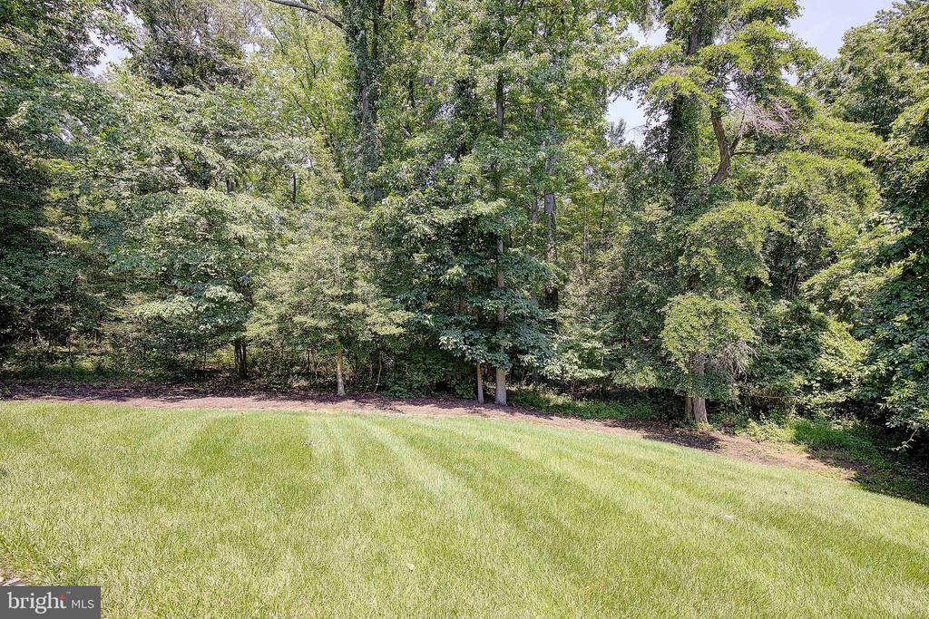 210 Bowen Ct