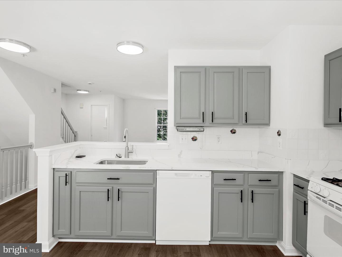 335 Atwater Dr
