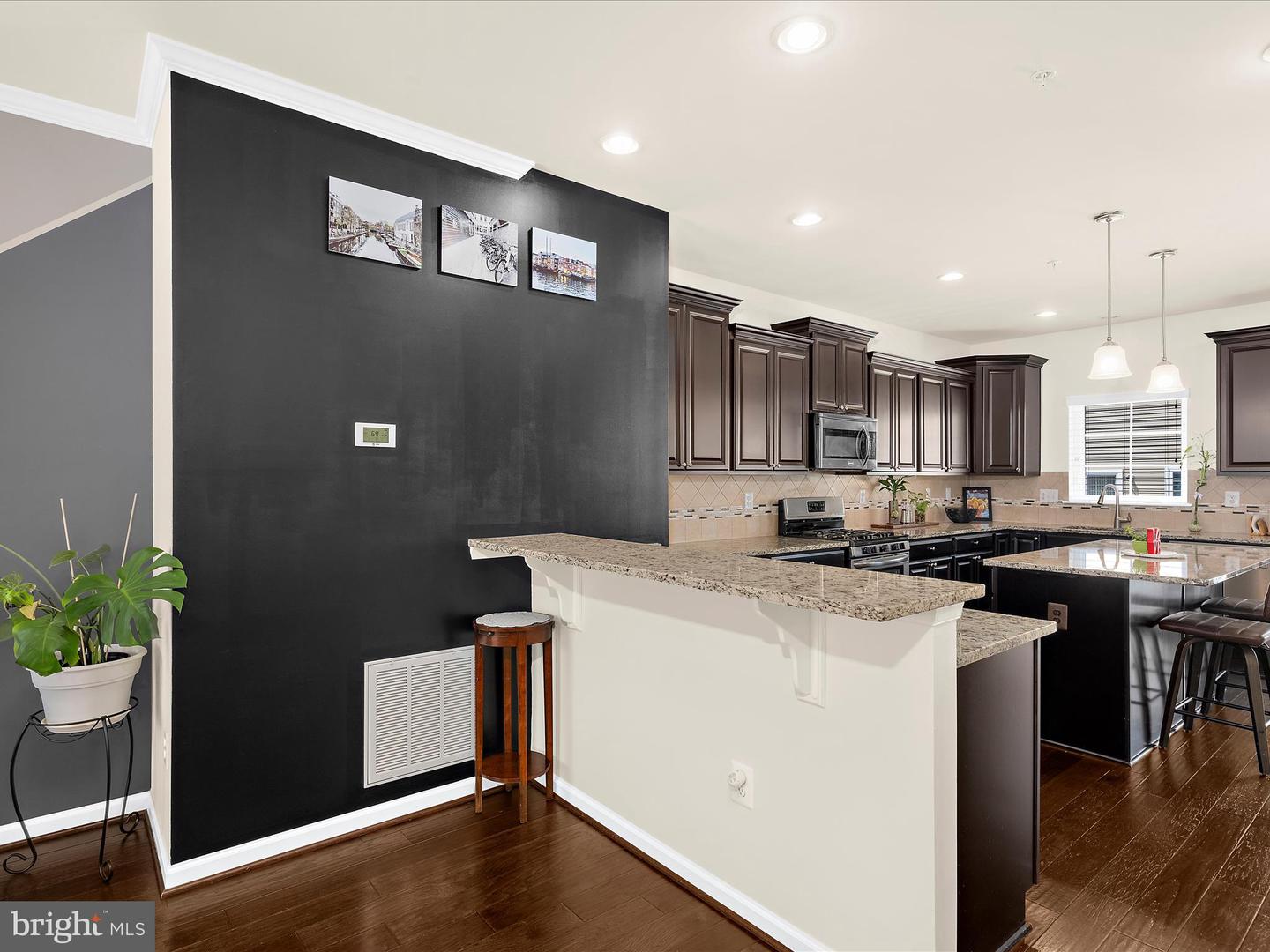 7019 Hickory Ct