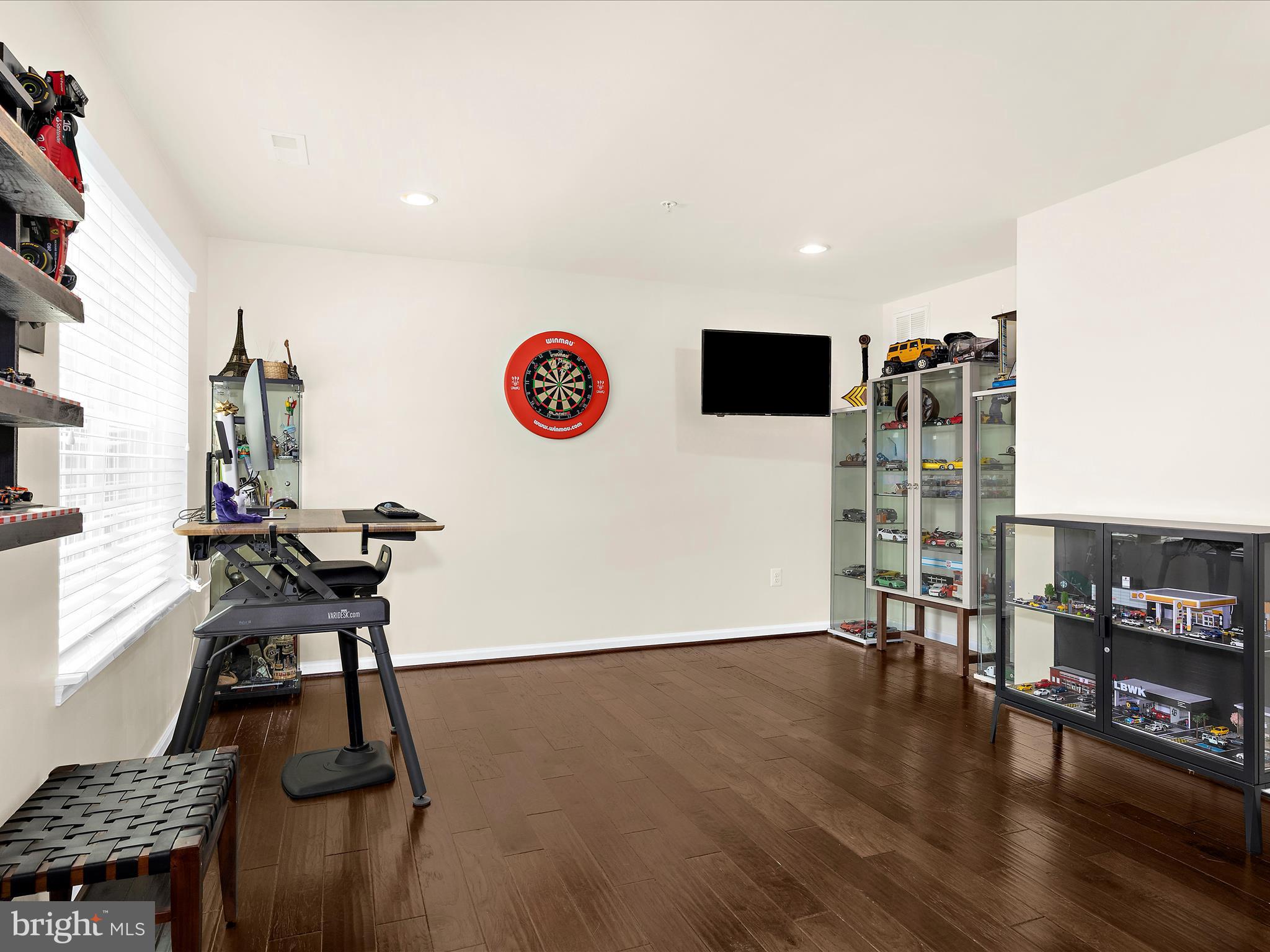 7019 Hickory Ct