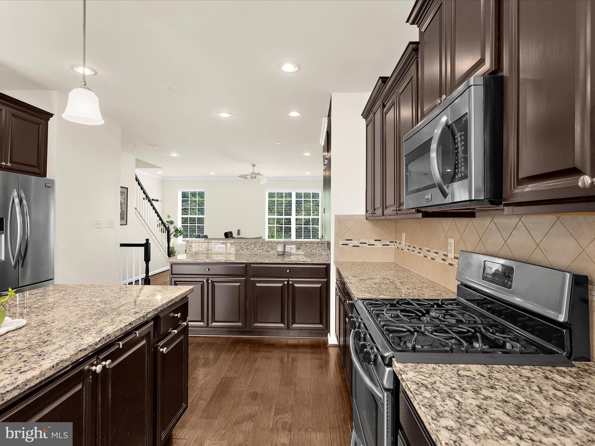 7019 Hickory Ct