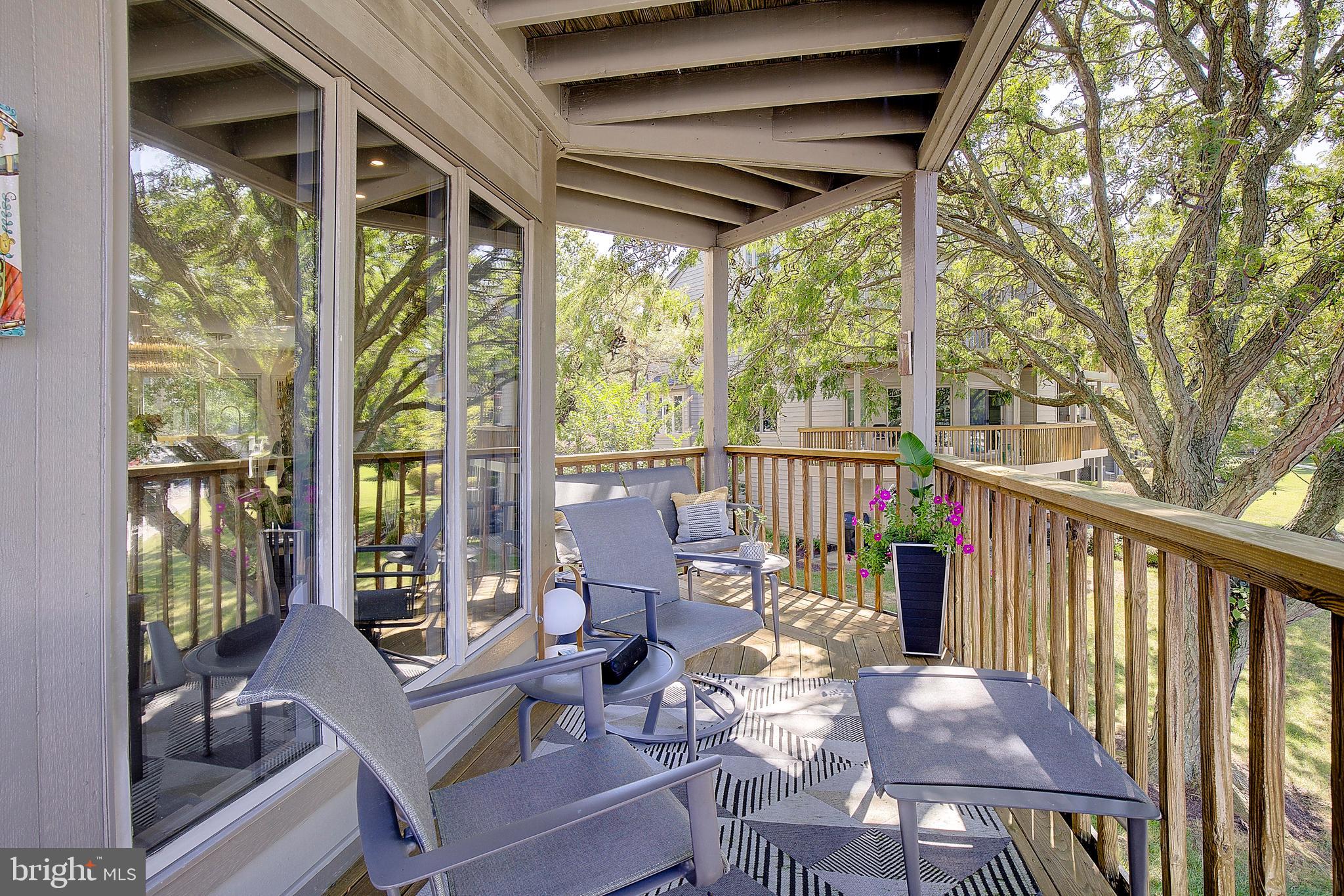 2186 CHESAPEAKE HARBOUR DRIVE