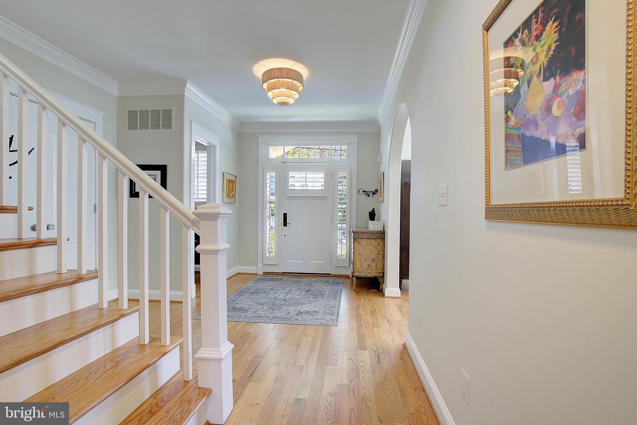 520 SECOND STREET