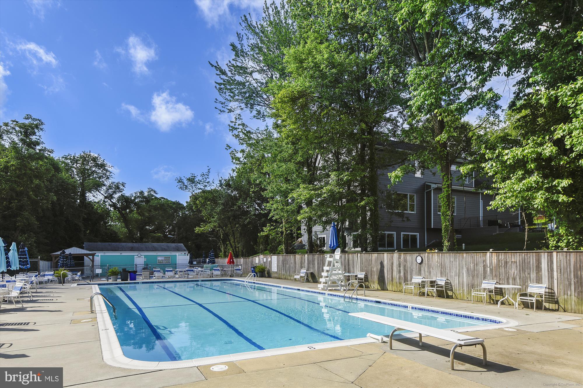 233 FARRAGUT ROAD
