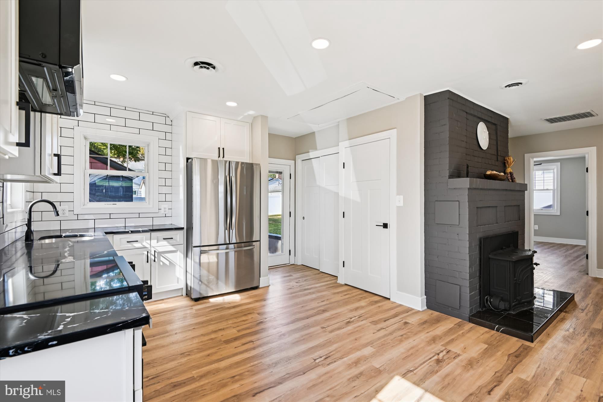 233 FARRAGUT ROAD
