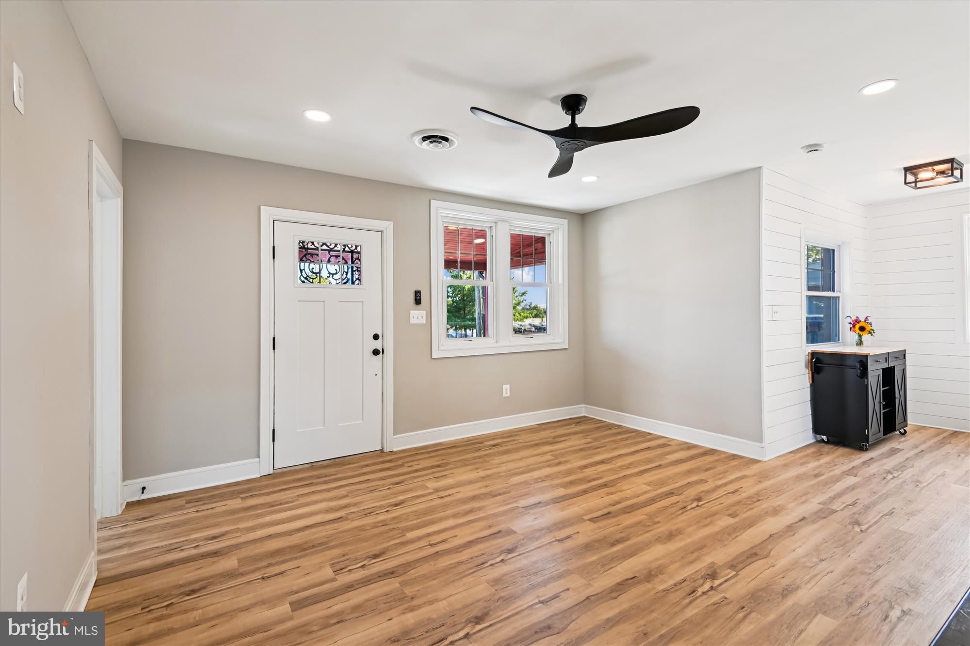 233 FARRAGUT ROAD