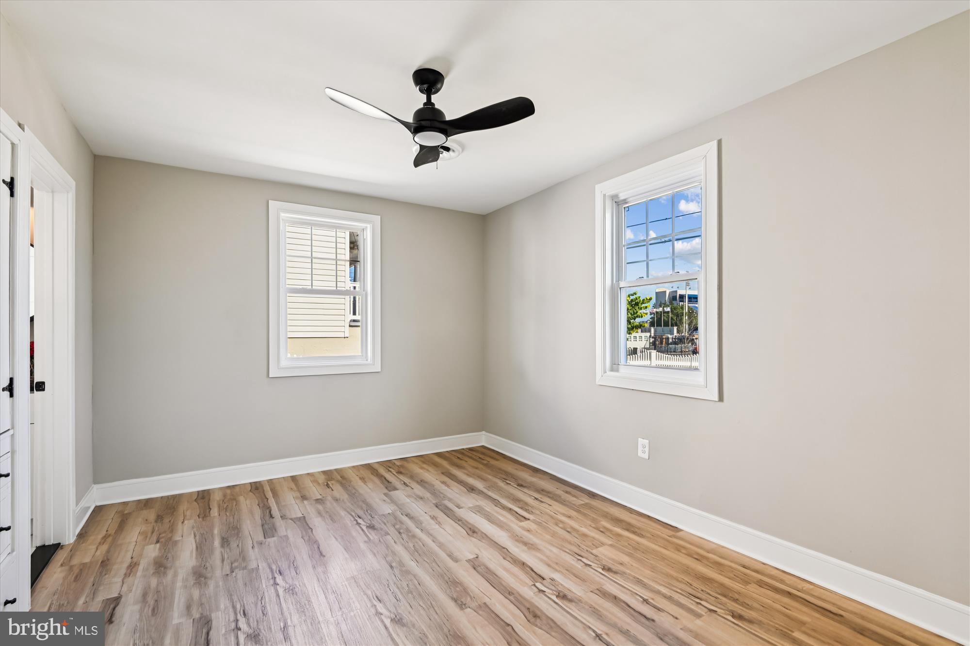 233 FARRAGUT ROAD