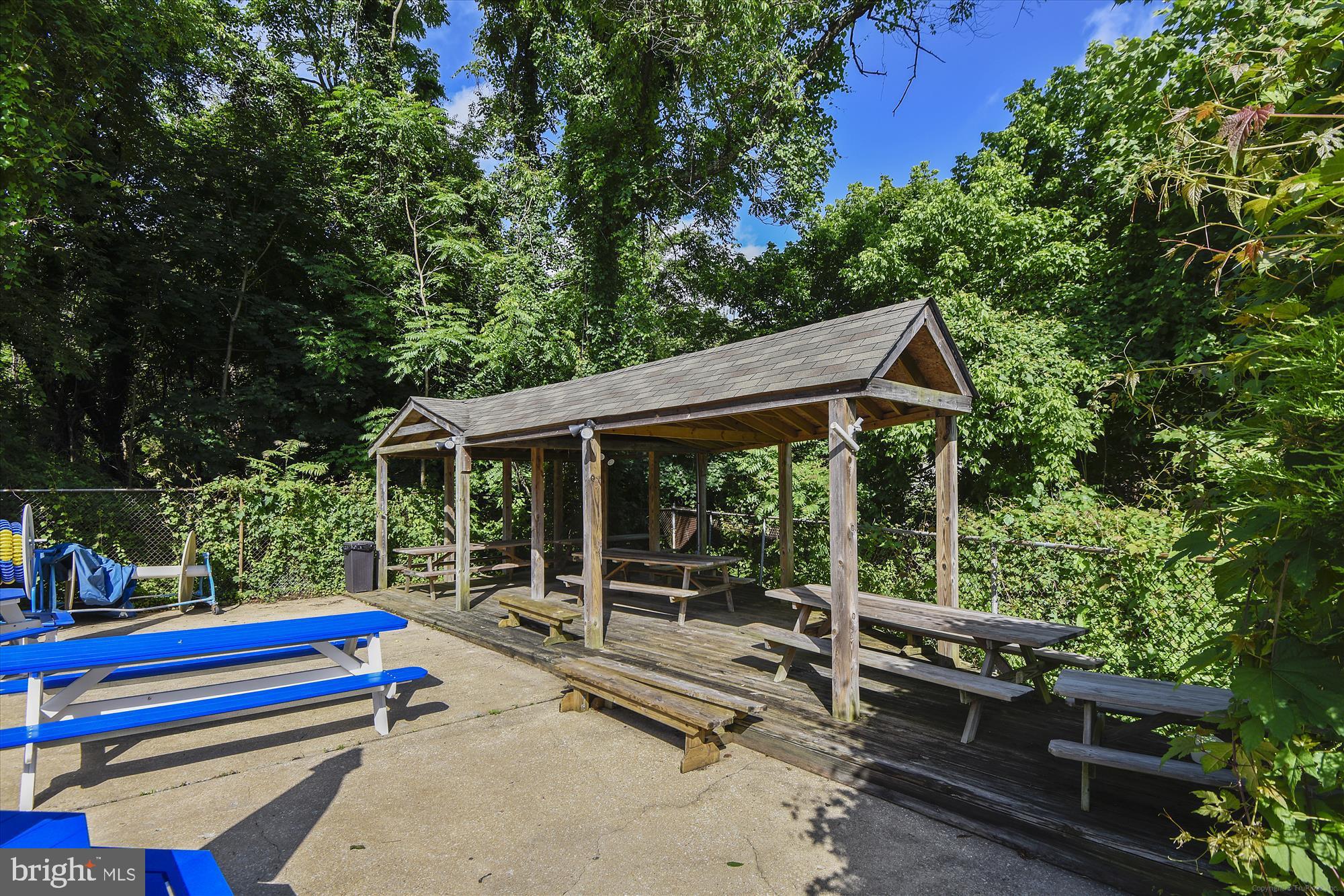 233 FARRAGUT ROAD