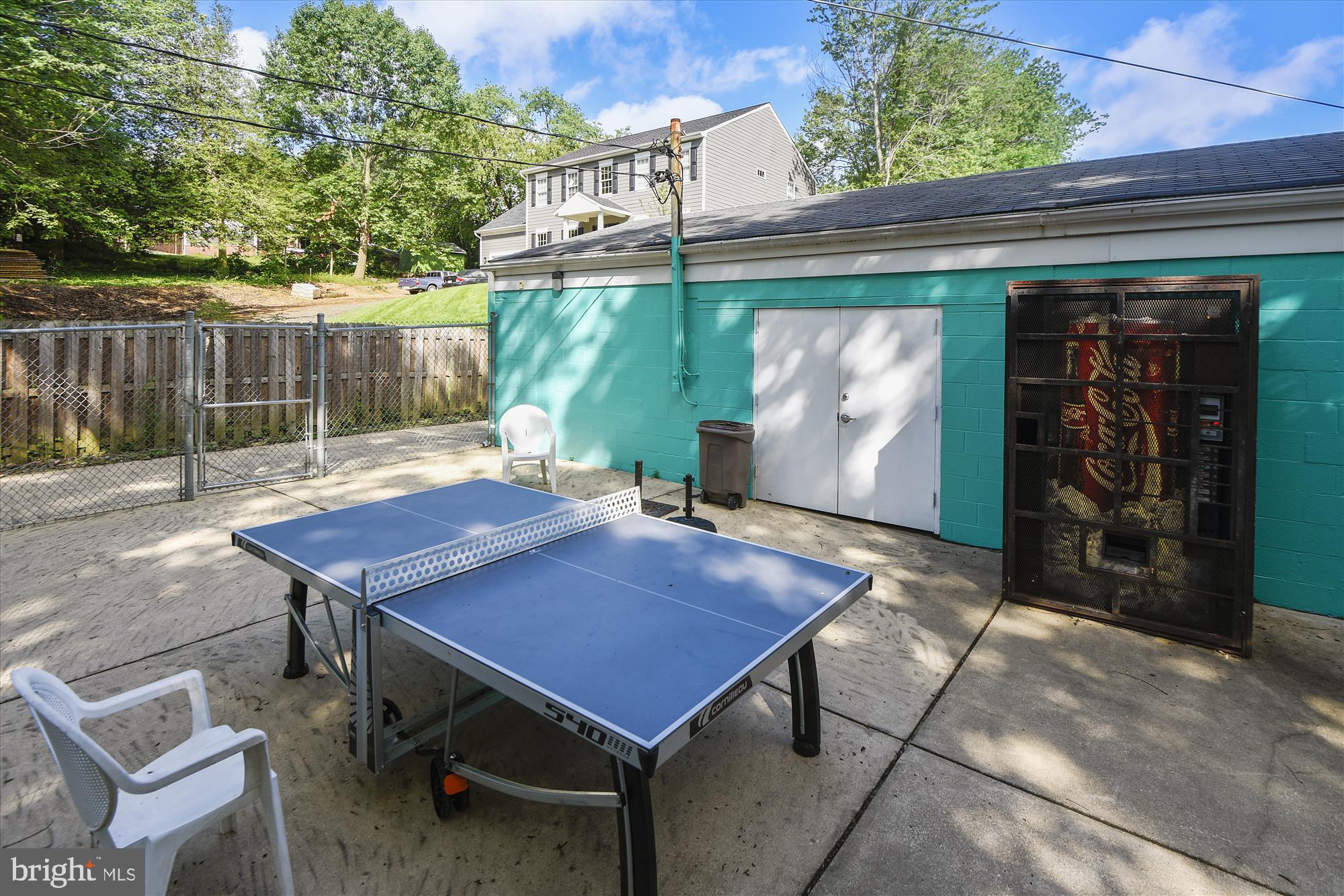 233 FARRAGUT ROAD