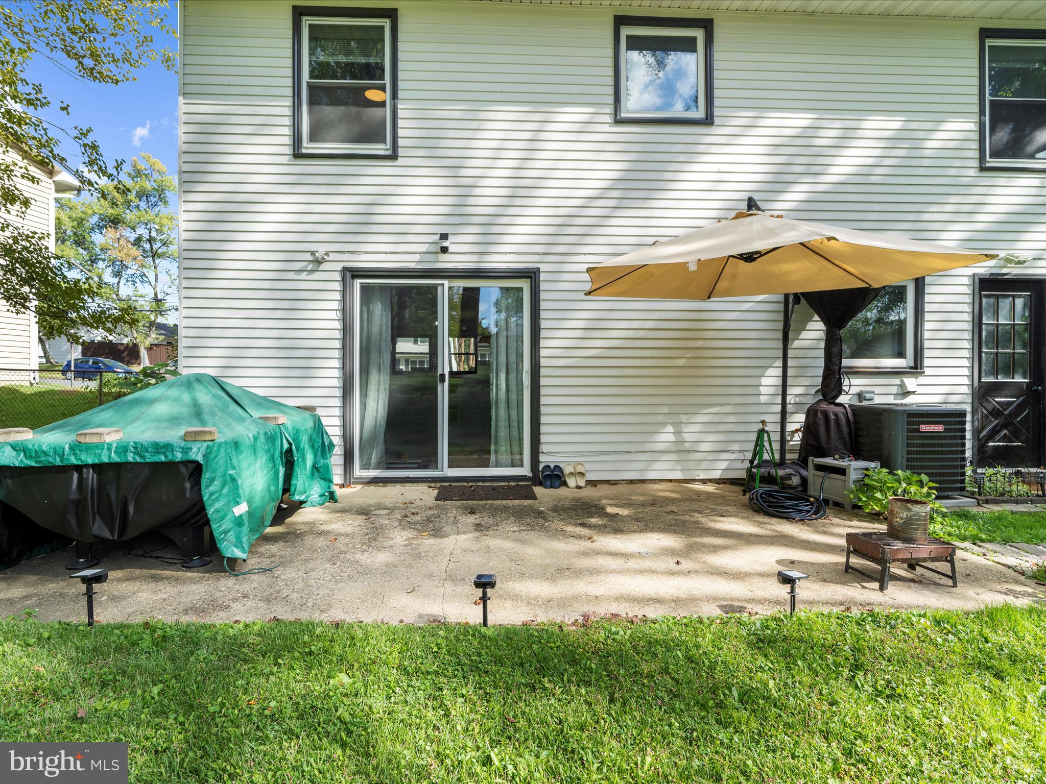 936 AUTUMNWOOD DRIVE