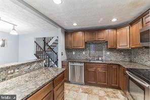 3602 DORSHIRE COURT