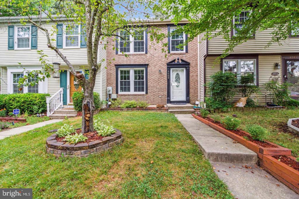 3602 DORSHIRE COURT
