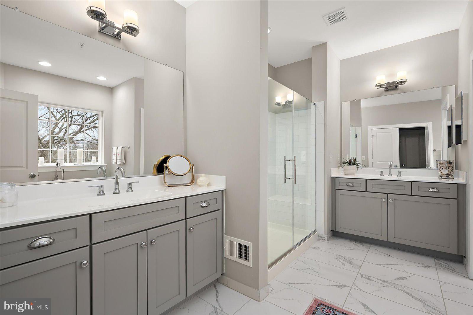 52 PRIMROSE HILL LANE