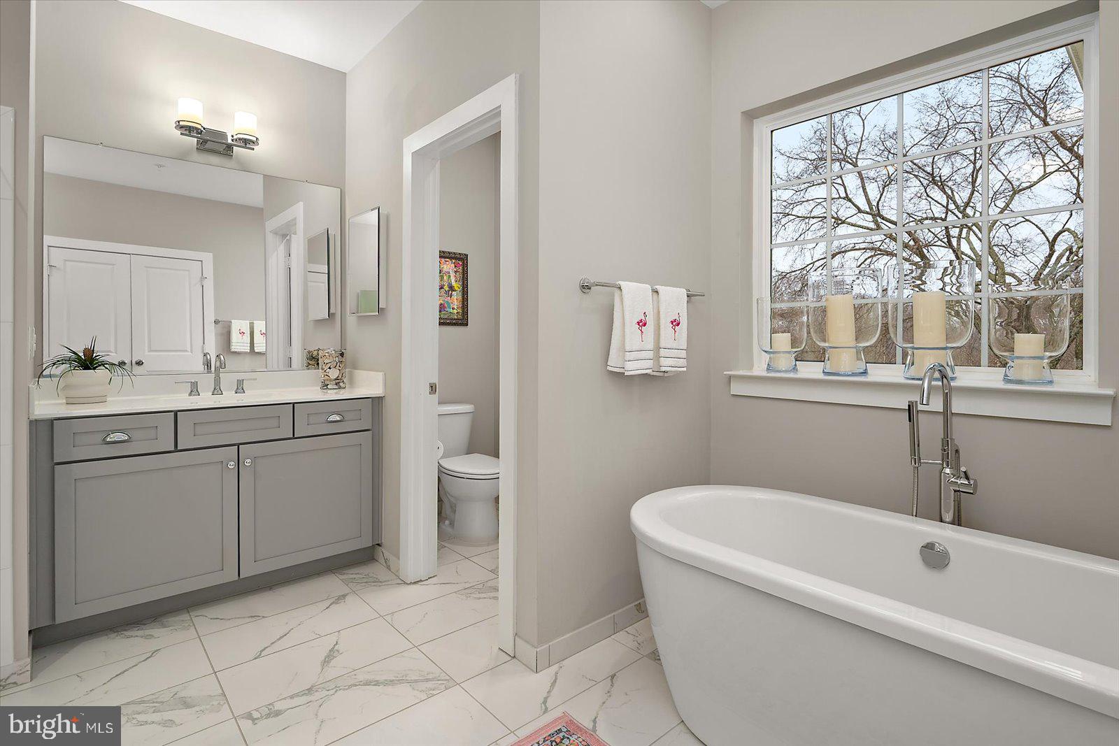 52 PRIMROSE HILL LANE