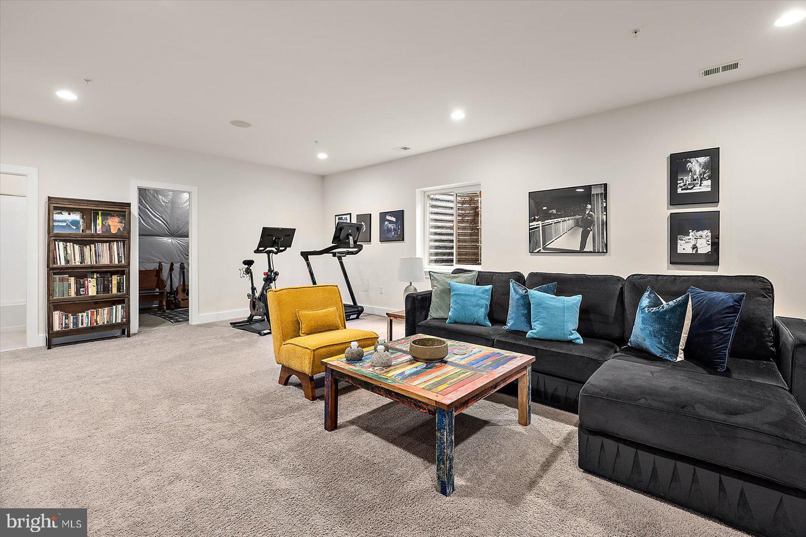 52 PRIMROSE HILL LANE