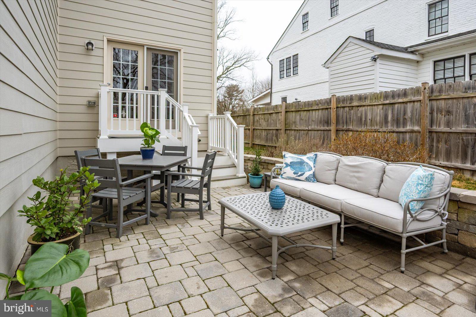 52 PRIMROSE HILL LANE