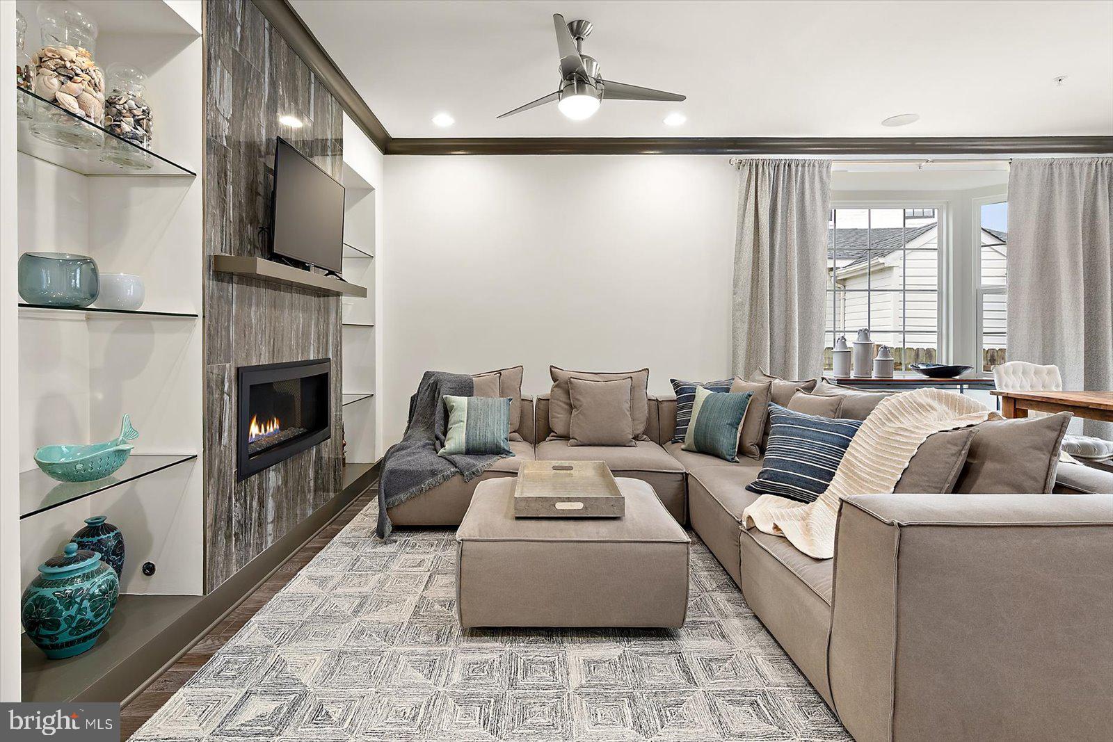 52 PRIMROSE HILL LANE