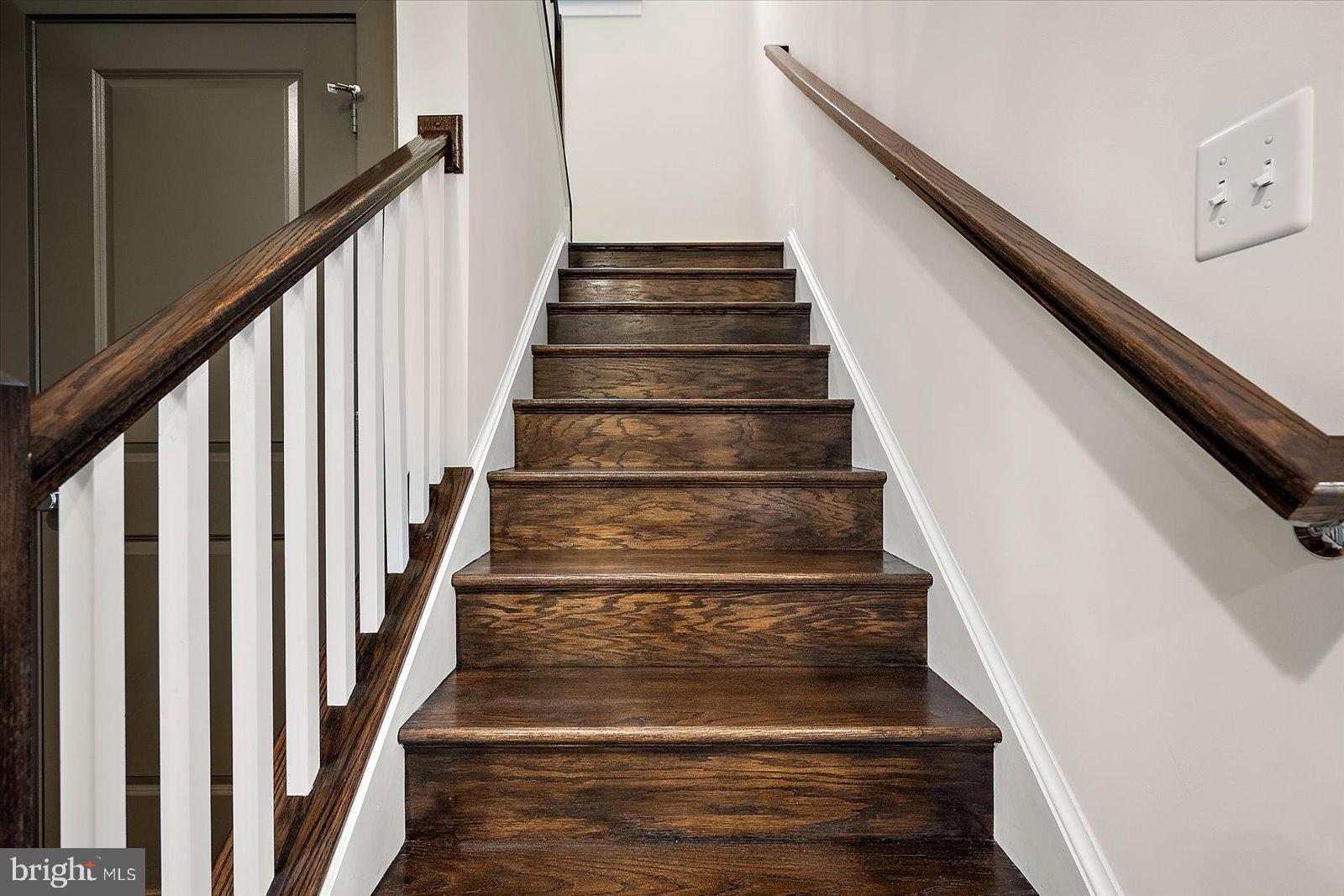 52 PRIMROSE HILL LANE