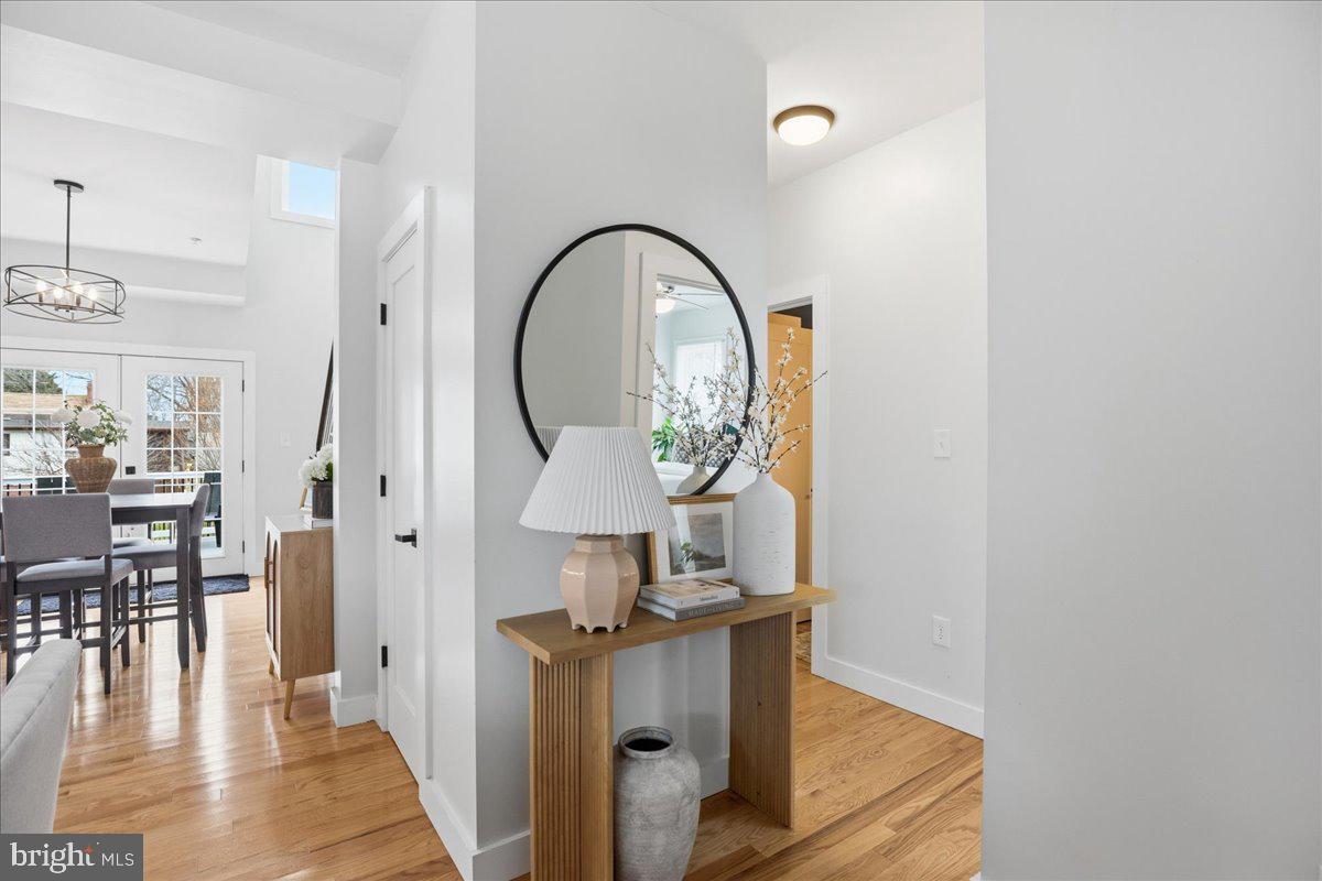 12 PENNSYLVANIA AVENUE