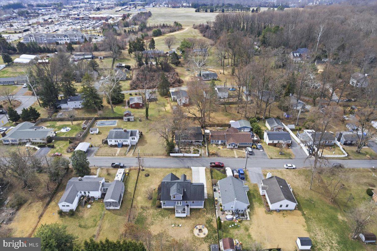 12 PENNSYLVANIA AVENUE