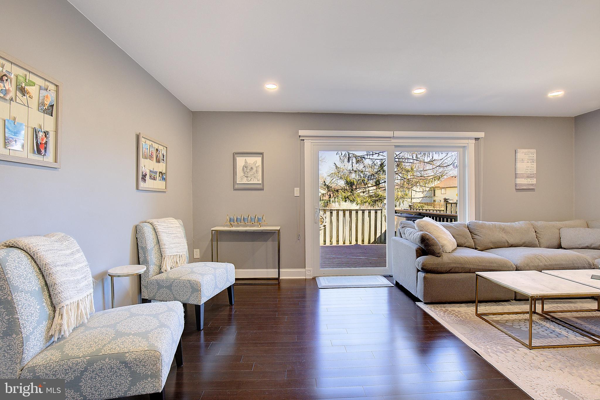 1710 ABERDEEN CIRCLE 10F