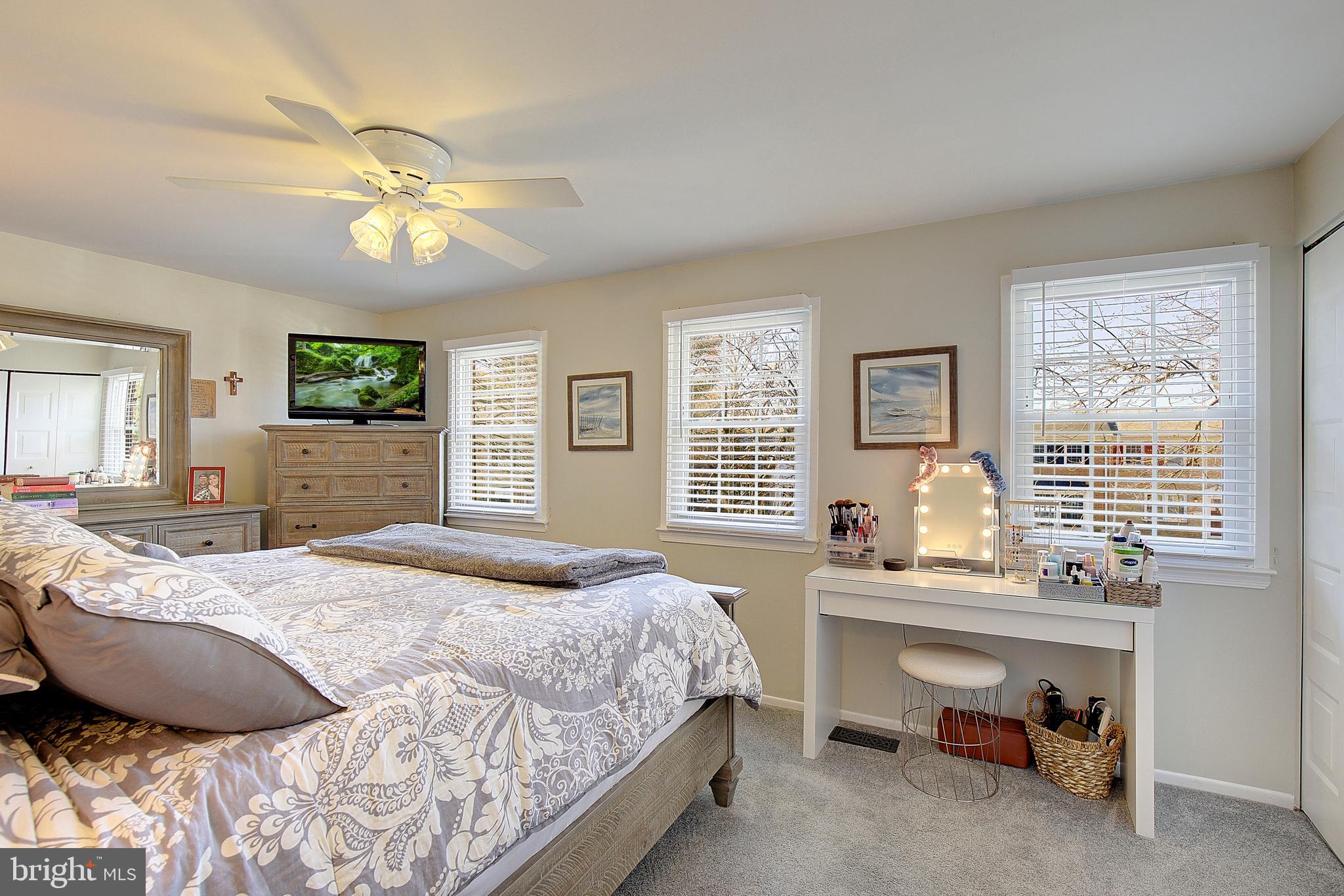 1710 ABERDEEN CIRCLE 10F