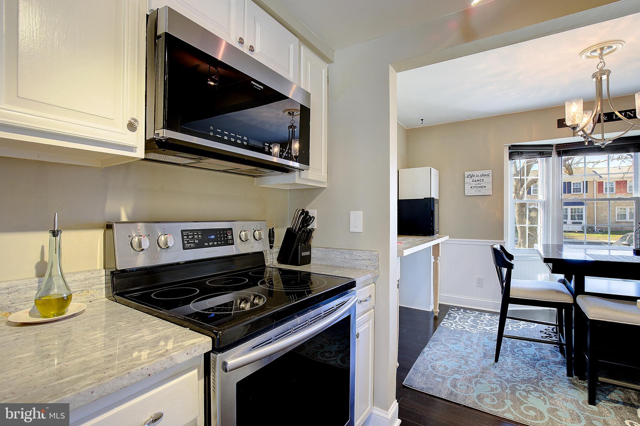 1710 ABERDEEN CIRCLE 10F