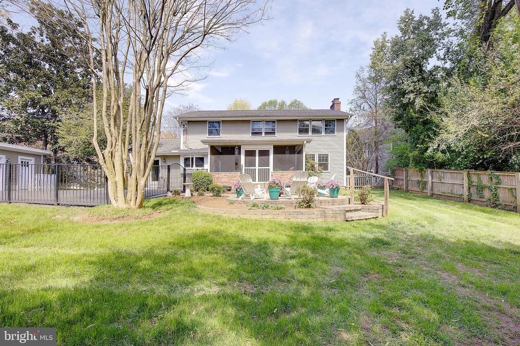 2 ISAACS STREET