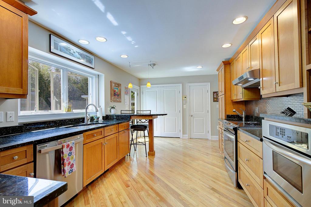 2 ISAACS STREET