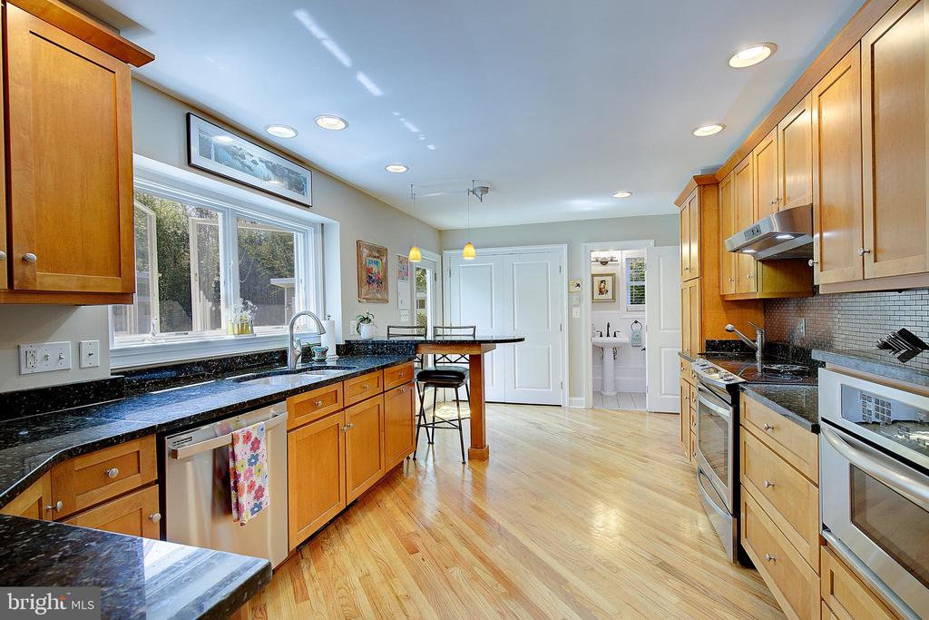2 ISAACS STREET