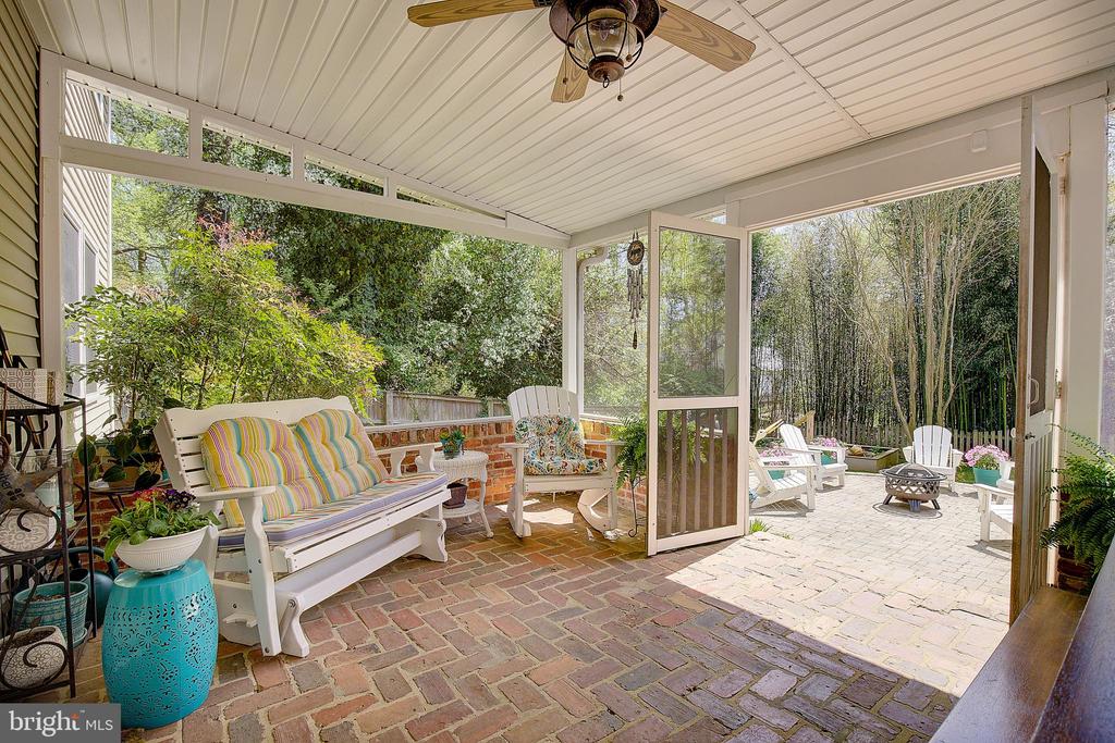 2 ISAACS STREET