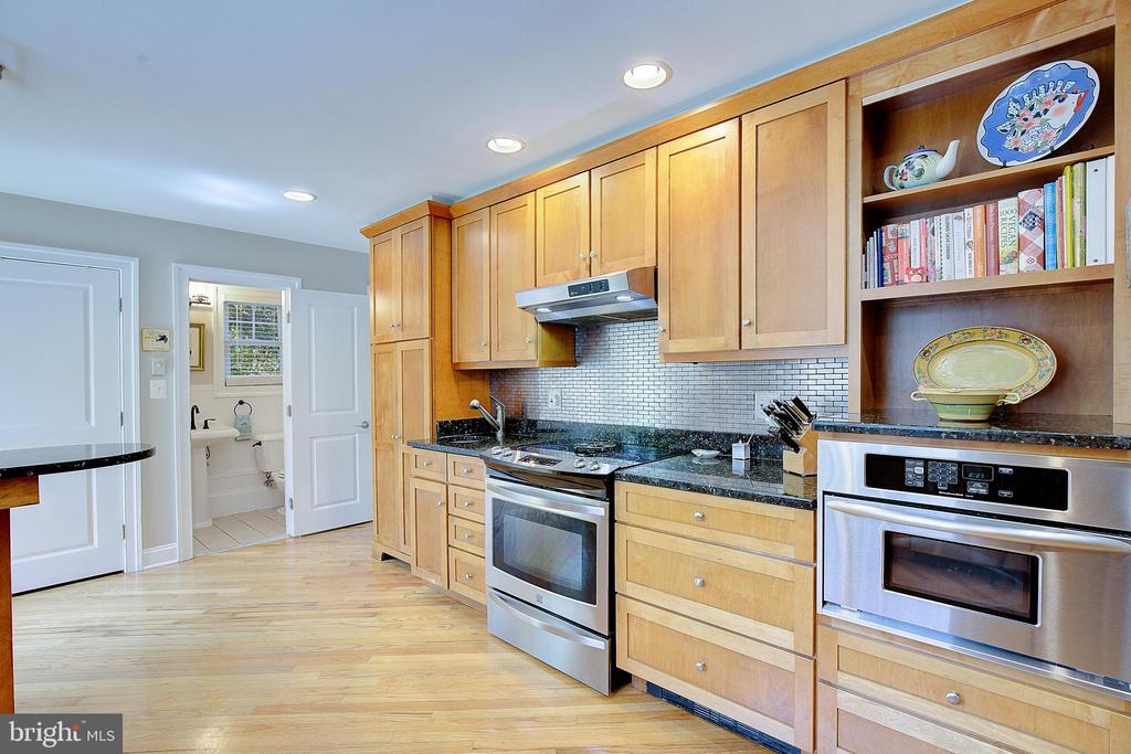 2 ISAACS STREET