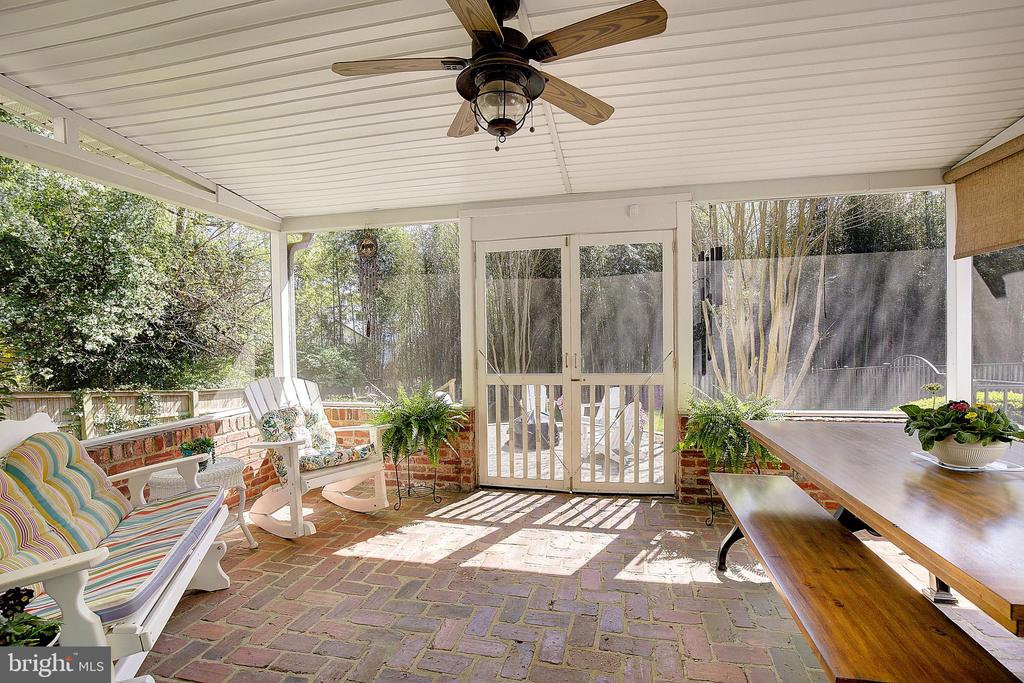 2 ISAACS STREET