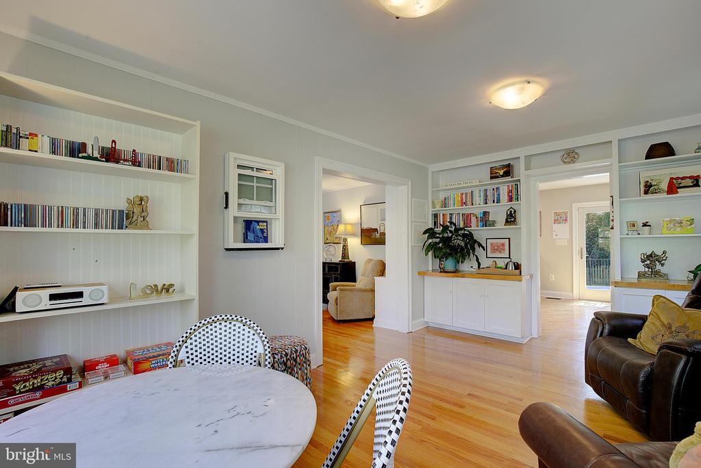 2 ISAACS STREET