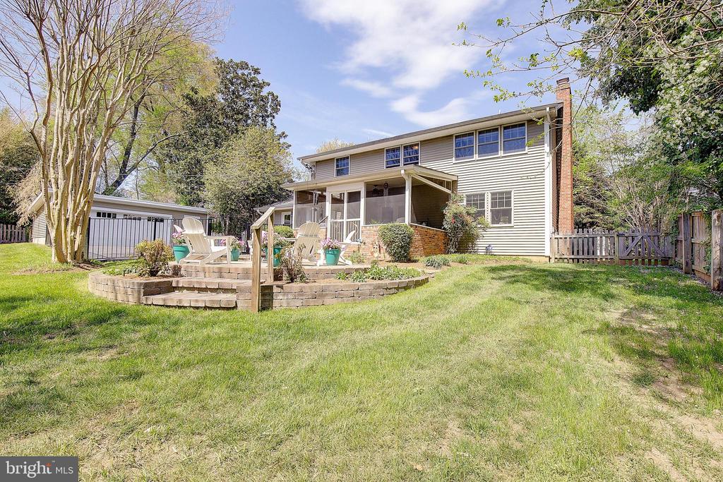 2 ISAACS STREET