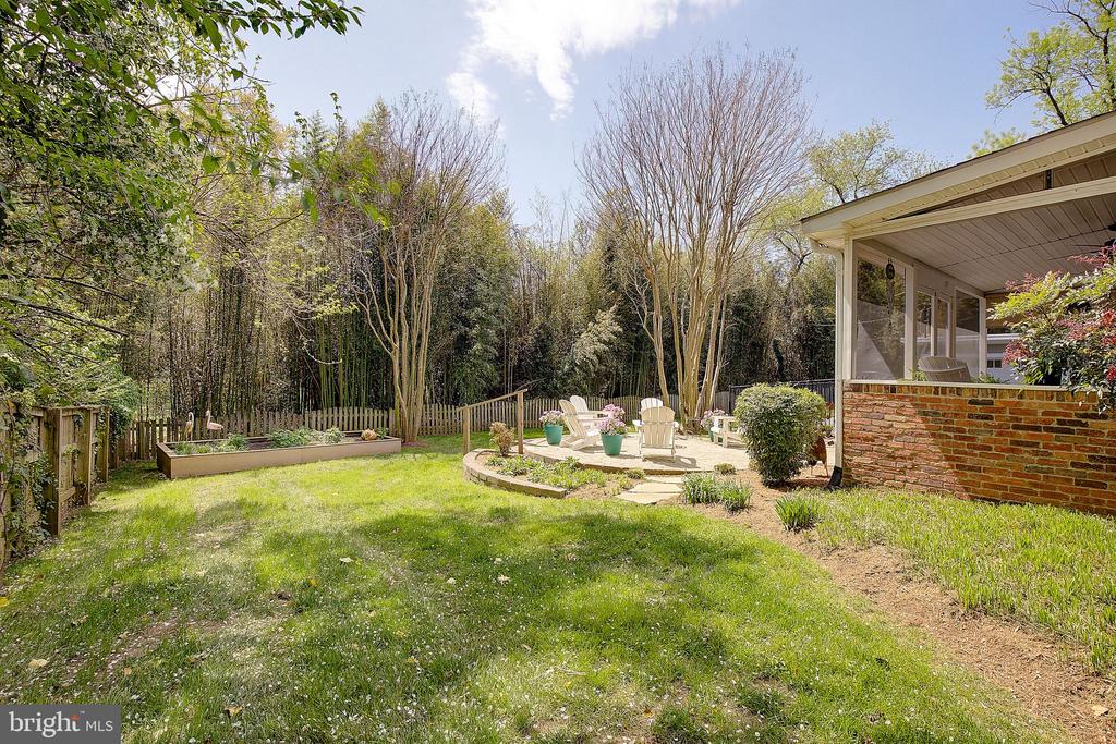 2 ISAACS STREET